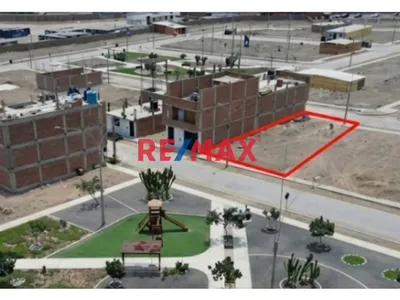 Se Vende Terreno En Urbanización Los Ficus En Carabayllo