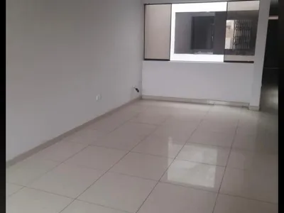 Alquiler de Departamento en Santiago de Surco - Lima 4 Dormitorios 