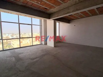 En Venta Hermosa Oficina En Gris En San Borja