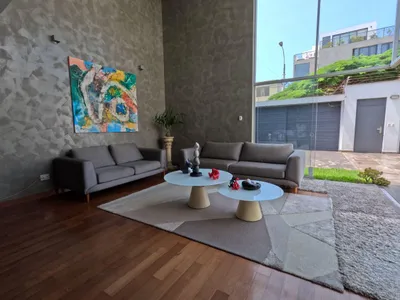 Venta de Casa en San Isidro - Lima 7 Dormitorios