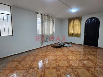 🏢 Local Ideal Para Consultorios O Servicios Profesionales – Cerro Colorado