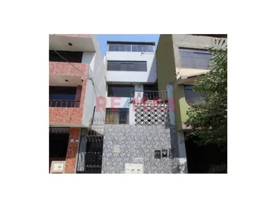 Venta De Un Super Departamento Triplex En Una Excelente Zona De Los Olivos