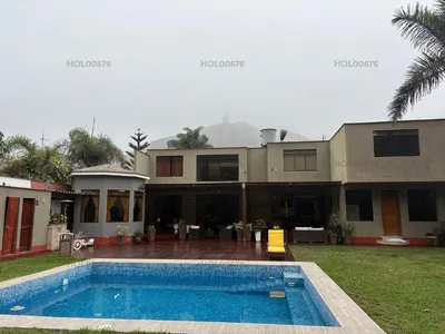 Venta de Casa en La Molina - Lima 5 Dormitorios 