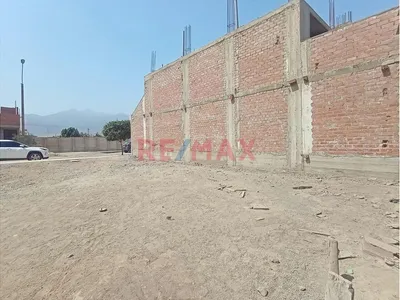 Terreno En Venta De 90 M² En La Urb. Las Cascadas De Menorca - Carabayllo