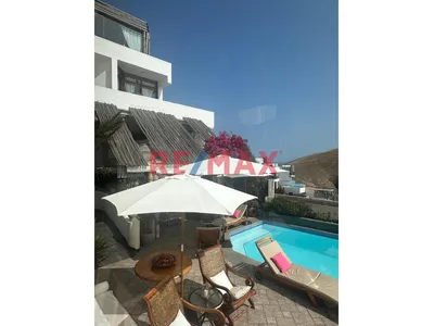 Casa De Playa De Lujo En Punta Negra Una Joya En Una Peña Con Vista Infinita Al Mar