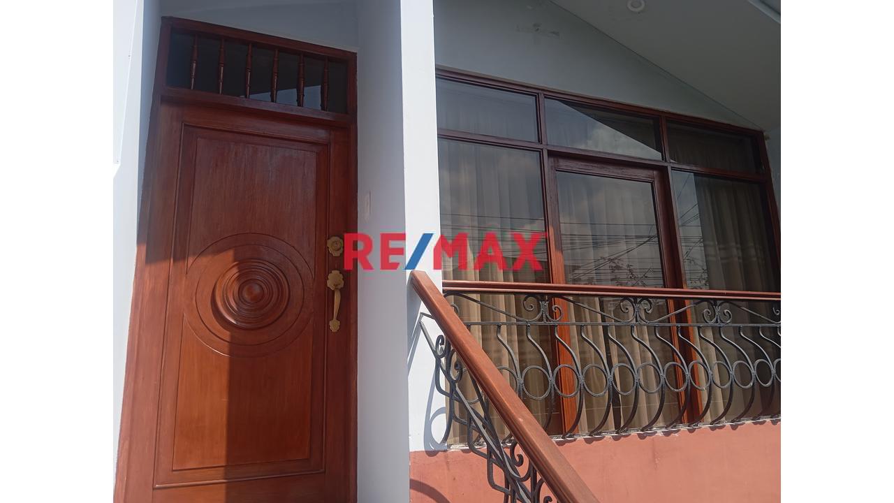 Vendo Departamento 2Do Piso Mas Azotea At: 216.00 M2   Maranga San Miguel