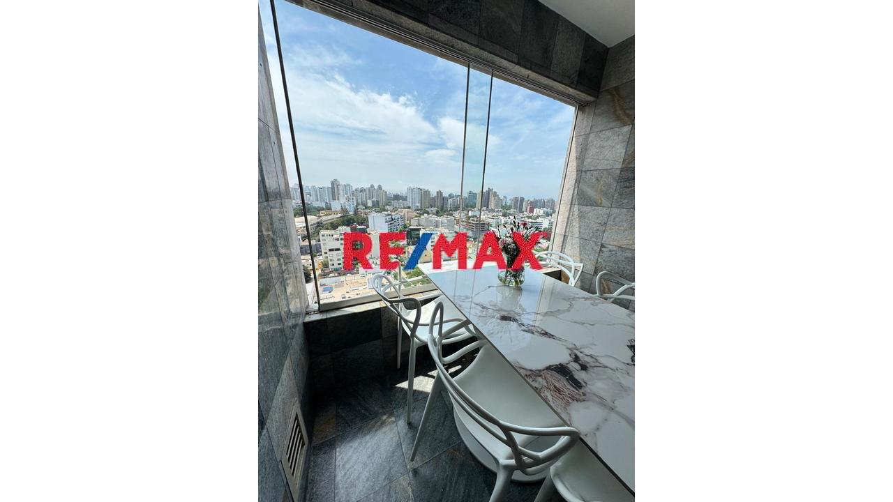 Exclusivo Departamento De 105 M2 Vista Espectacular + Cochera