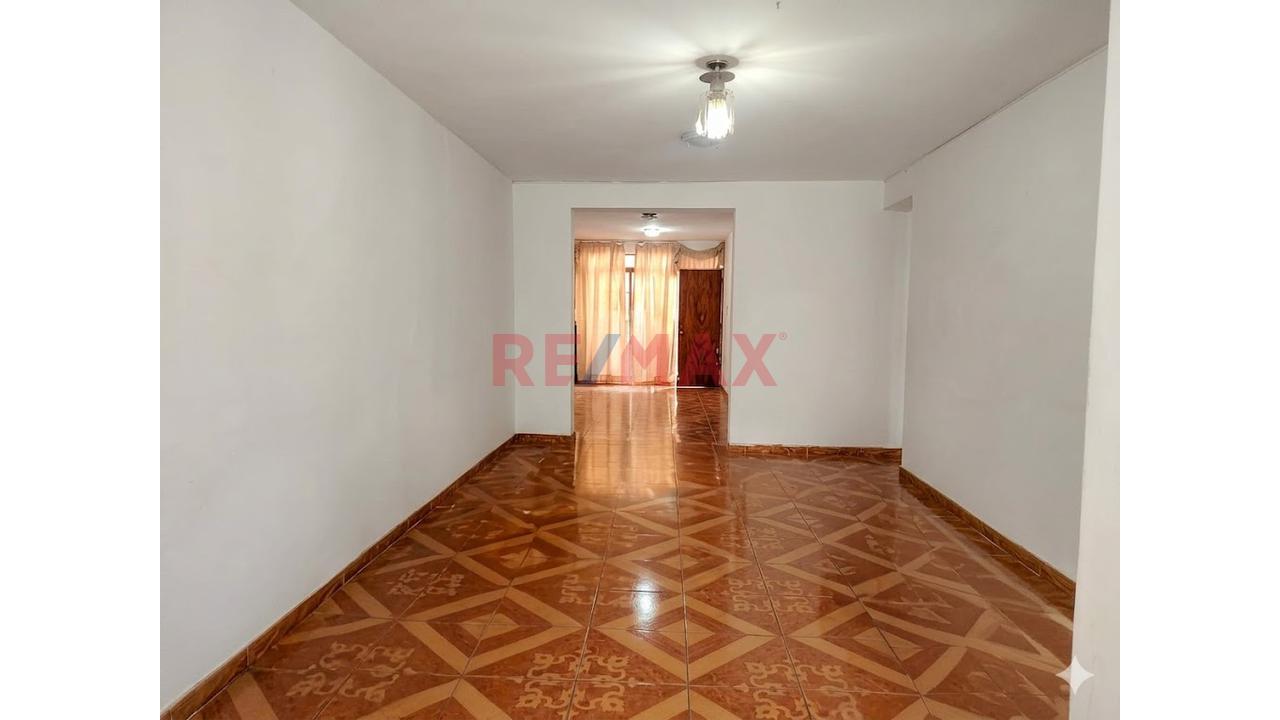 🚨 Oportunidad Única En El Agustino – Casa Con Proyección A 4 Pisos 🚨