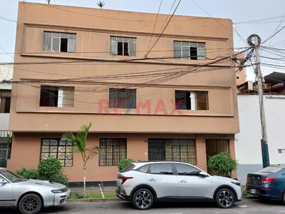 Se Vende Mini Dpto En 1Er Piso De 56M2 A 4Cdras Del Rebagliatti - Lince