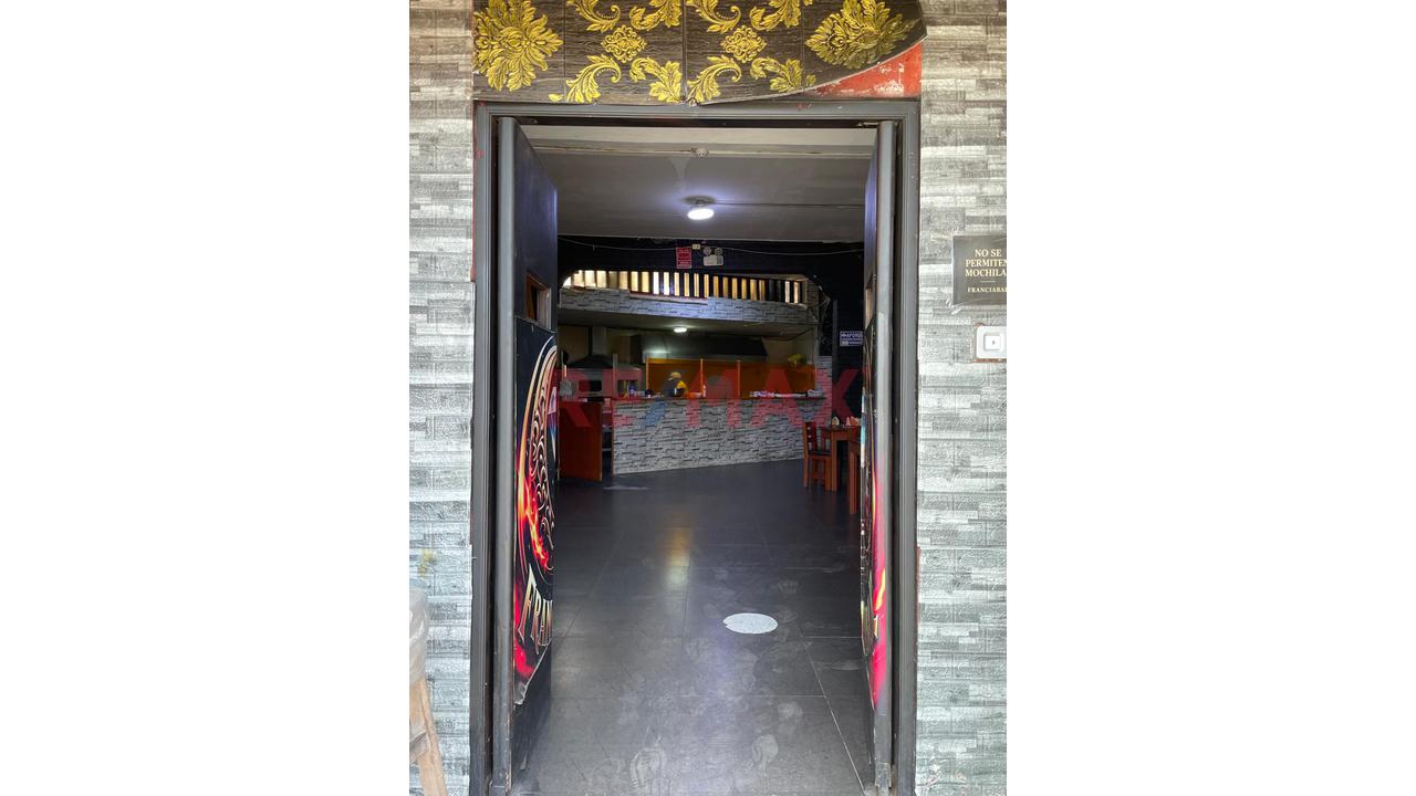 Se Vende Gran Local Comercial !