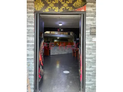 Se Vende Gran Local Comercial !