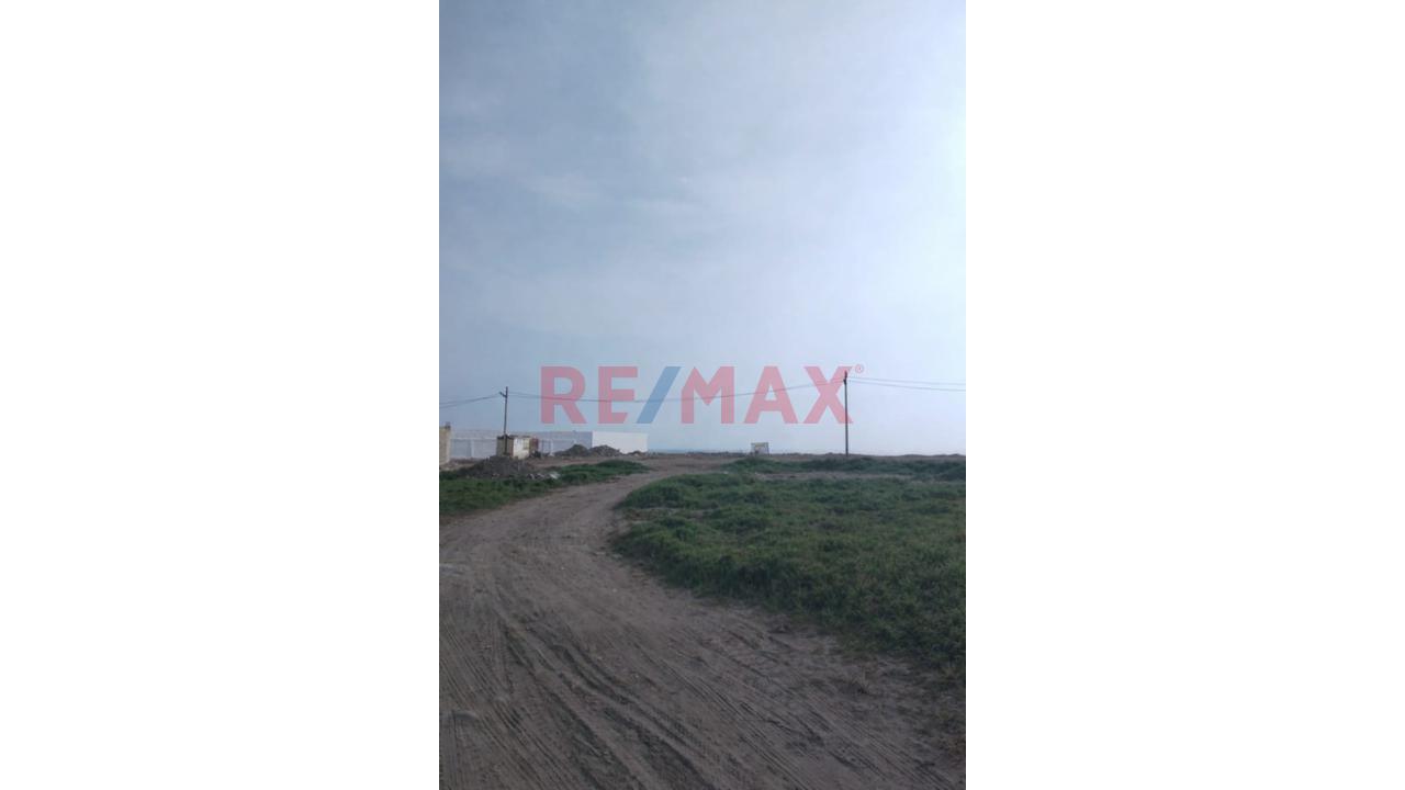 Vendo Terreno  En Playa 98.80 M2 - Playa Venecia - Moche