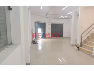 Local Comercial En Esquina