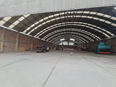 Local Industrial En Alquiler
