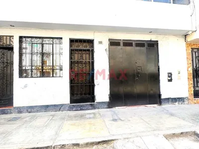 Venta De Local Comercial Huamanga La Victoria