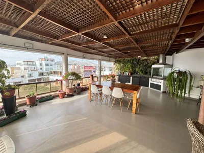 Venta de Casa en Punta Negra - Lima 6 Dormitorios