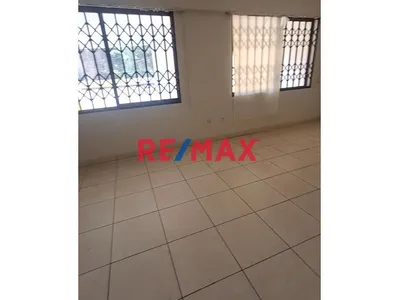 Venta De Departamento 1Er Piso En La Urb. San Isidro
