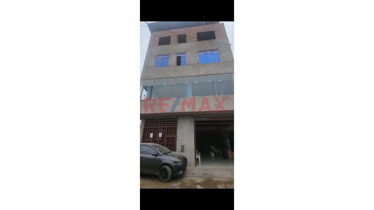 Venta Casa De 5 Pisos En Esquina - Ventanilla