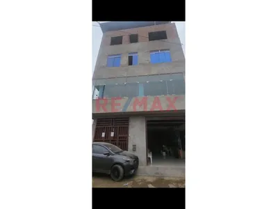 Venta Casa De 5 Pisos En Esquina - Ventanilla