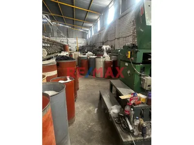 Se Vende Local Indutrial
