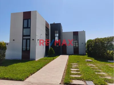 Exclusiva Casa De Campo Con Piscina En Select Homes – Naturaleza Y Confort