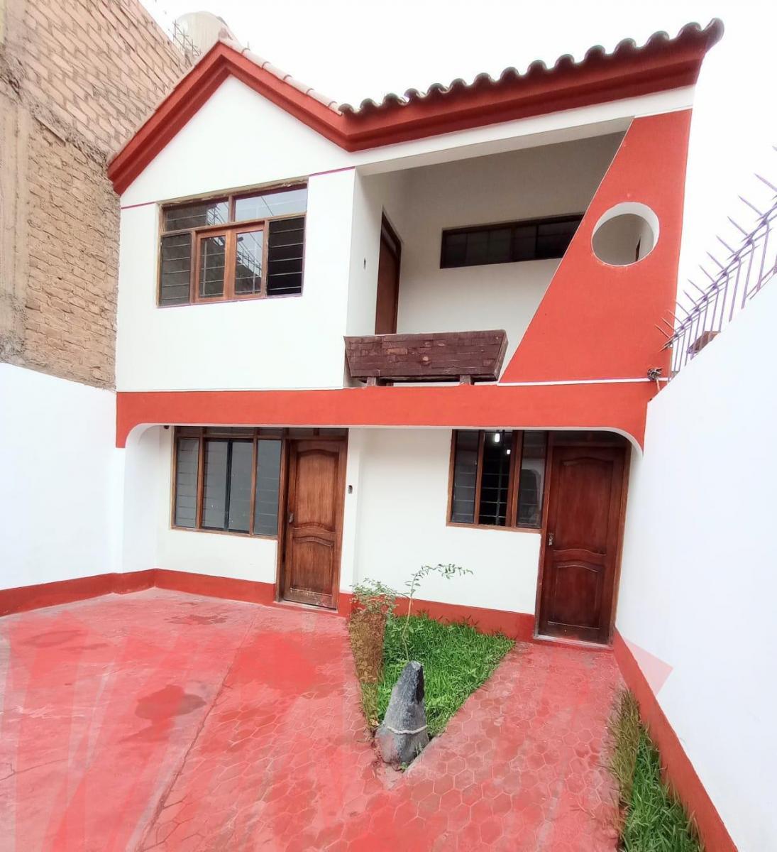 Venta de Casa en San Martín de Porres - Lima 4 Dormitorios 