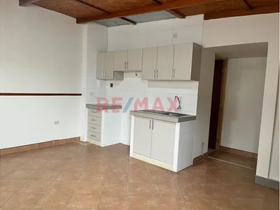 ¡Lindo Monoambiente En Alquiler En Ate!