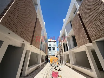 Exclusividad En Yanahuara Tradicional Venta De Triplex Estilo Town House