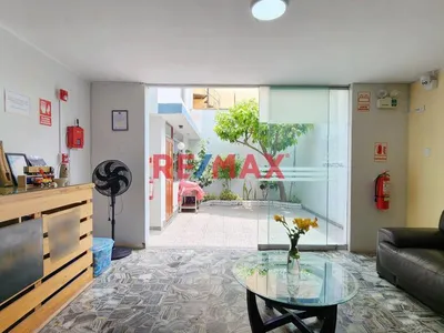 Venta de Casa en San Miguel - Lima 5 Dormitorios