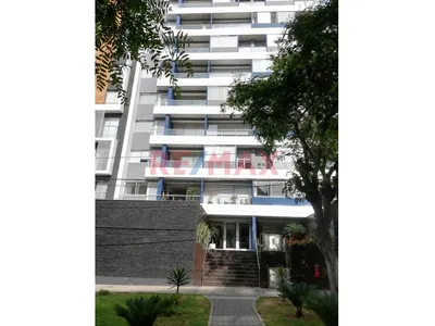 ¡Vive Entre Magdalena Y San Isidro Con Vista Al Mar! – Departamento En Alquiler