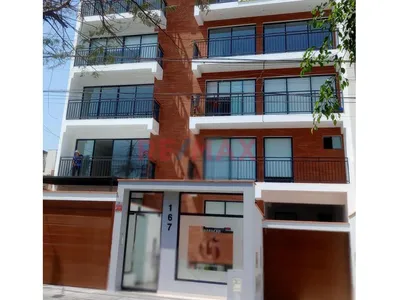 Venta Flat Con Cochera