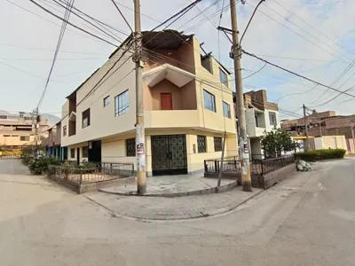 Venta de Casa en Carabayllo - Lima 7 Dormitorios 