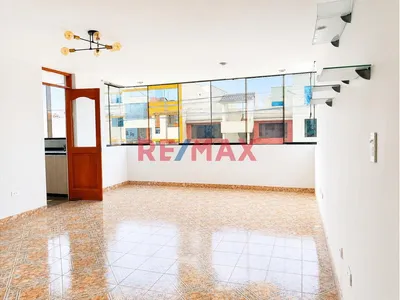 Alquiler Departamento Remodelado Y Pintado, En Antunez De Mayolo, A Una Cuadra De La Av. La Fontana, En La Molina