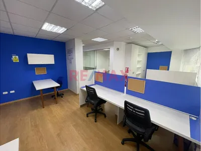 Alquiler Oficina En Cavenecia San Isidro Limite Miraflores