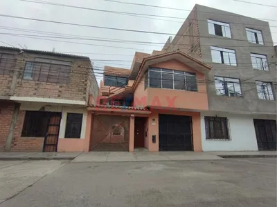 Alquila Tu Nuevo Hogar En Segundo Piso En  San Martin De Porres