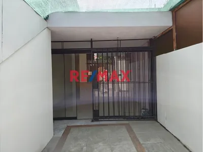 ¡Gran Local En 1.Er Piso! Amplio, Seguro Y Listo Para Tu Negocio