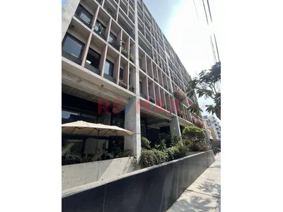 Venta De Amplia Oficina Y 3 Cocheras Exlusiva Y Centrica Zona De Miraflores