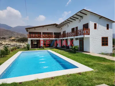 Hermosísima Casa De Campo Con Piscina En Simbal