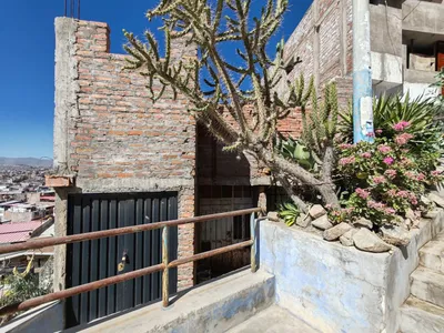Vendo casita en graderías de Urb. José Carlos Mariátegui - La Chira, Hunter