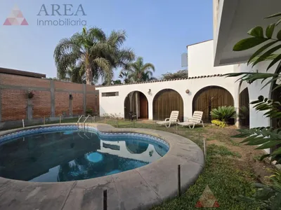 Venta de Casa en La Molina - Lima 6 Dormitorios