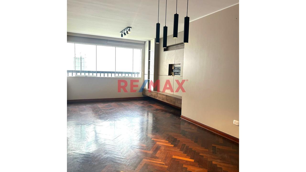🌟 Alquiler Dpto. 114M2 – 1Er Piso Frente Al Pentagonito | Chacarilla, San Borja 🌳