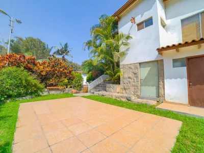 Venta de Casa de Campo en Chaclacayo - Lima 5 Dormitorios 