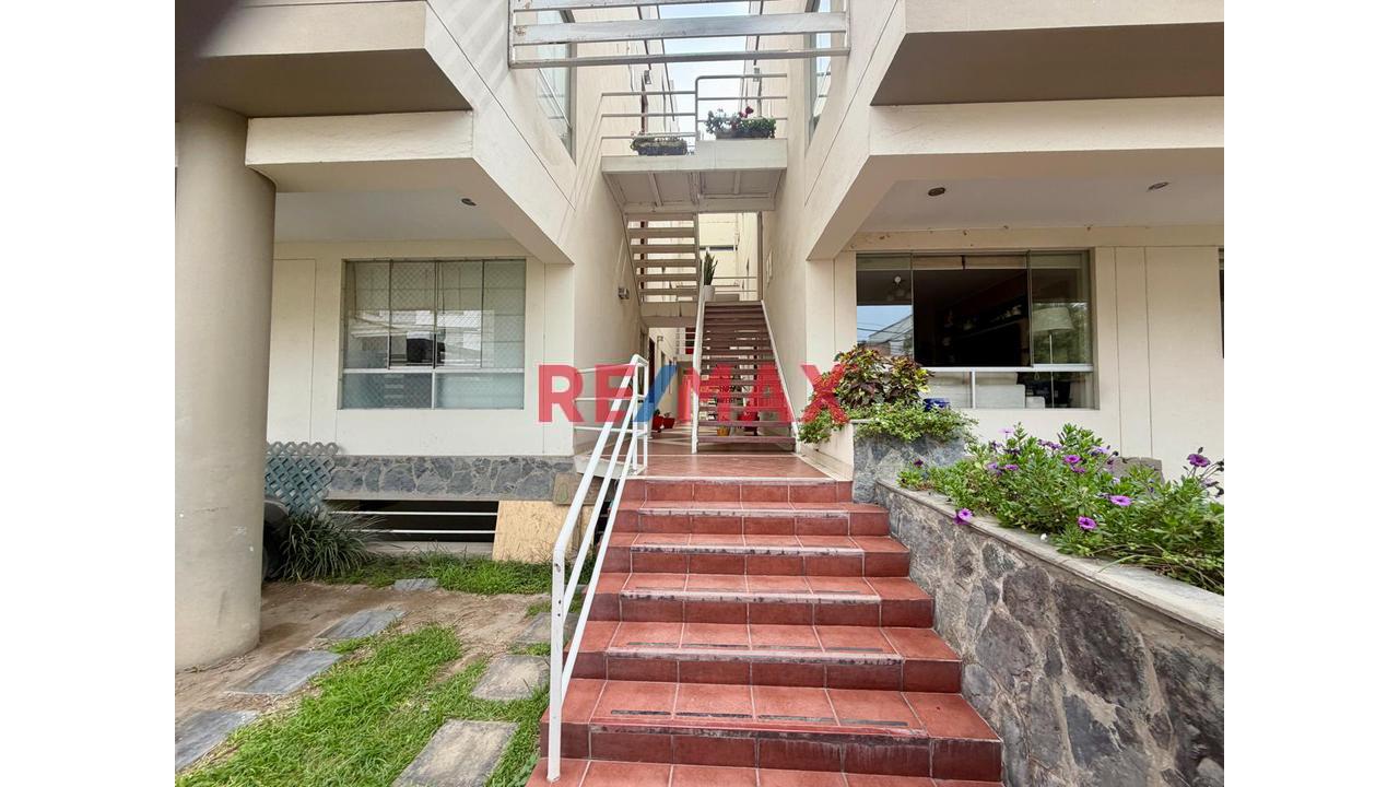 Venta Departamento Tríplex De 150.45 M2 Distrito De La Molina