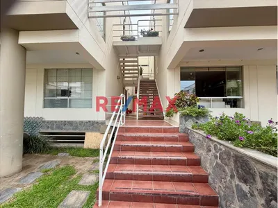 Venta Departamento Tríplex De 150.45 M2 Distrito De La Molina