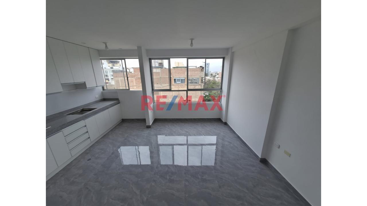 Departamento En Alquiler  Urbanizacion Santa Victoria Chiclayo