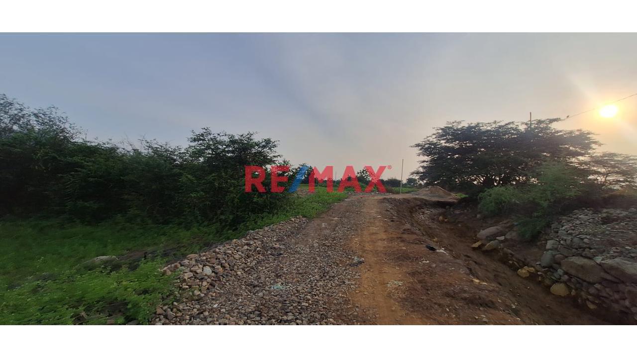 Terreno En Venta Sector Alto El Moro Laredo 1000 M2