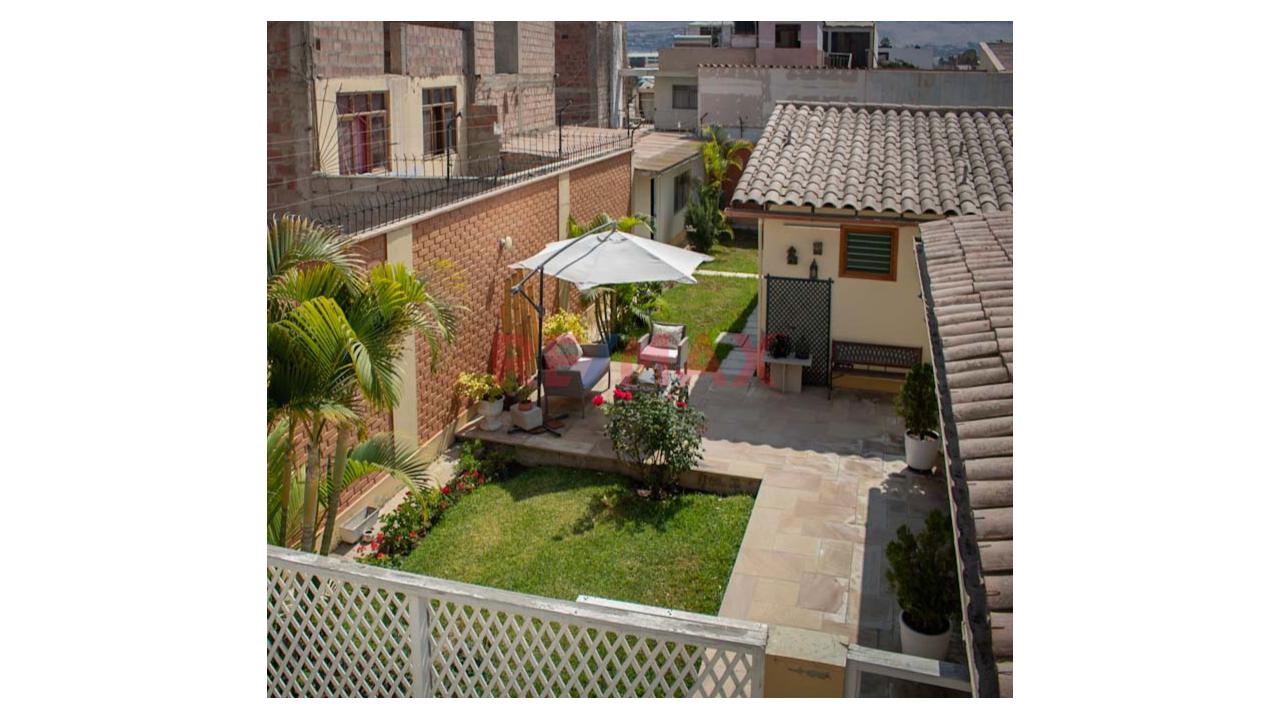 🏡 ¡Oportunidad Única En Urb. Pescasseroli!