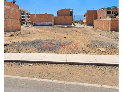 Terreno en venta · Carabayllo · 123 m²