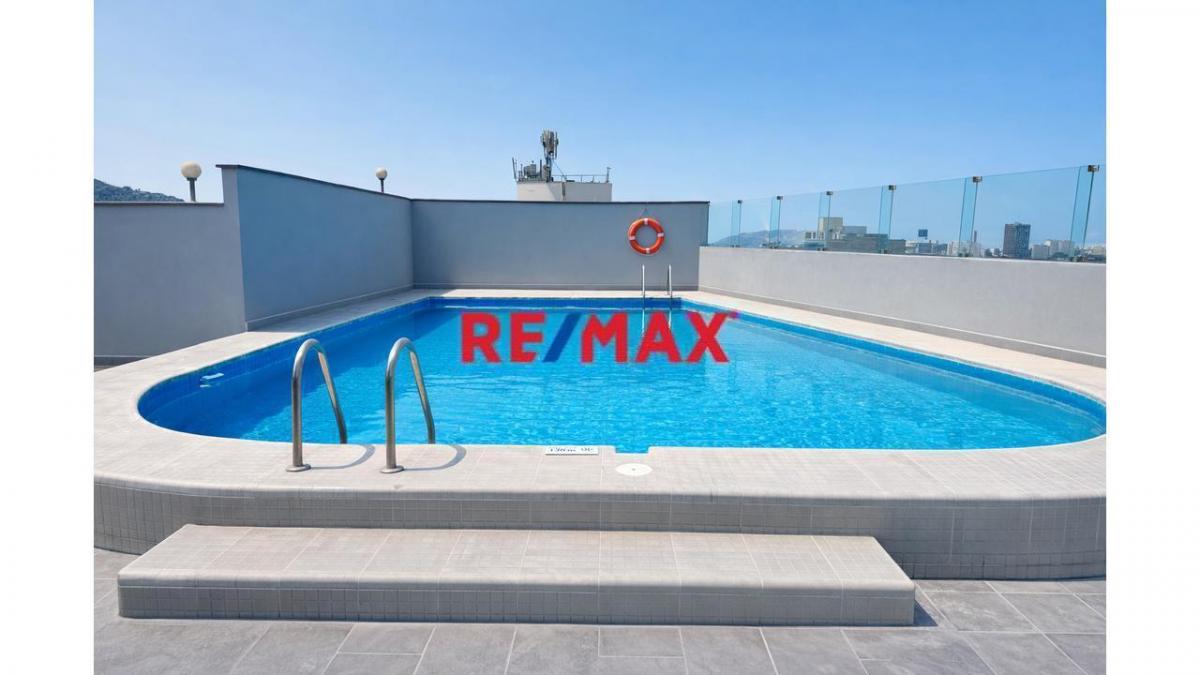 Venta de Departamento en Santiago de Surco - Lima 3 Dormitorios 