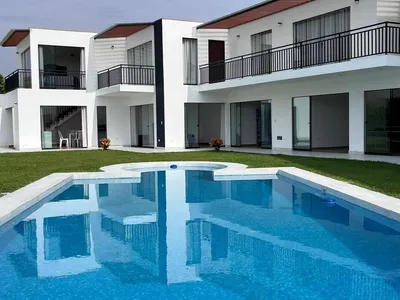 Alquiler de Terreno / Lote en Santa Cruz de Flores - Cañete 7 Dormitorios 
